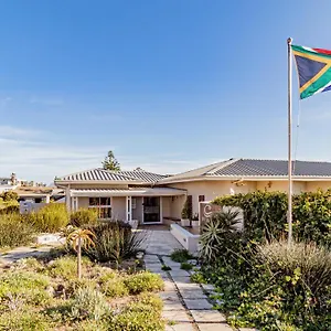 the-sir-david-boutique-guest-house.hotels-capetown.com/