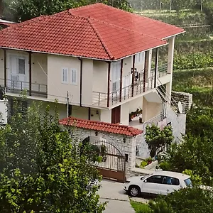 guest-house-emiljos-berat-5001.albaniahotels.org/